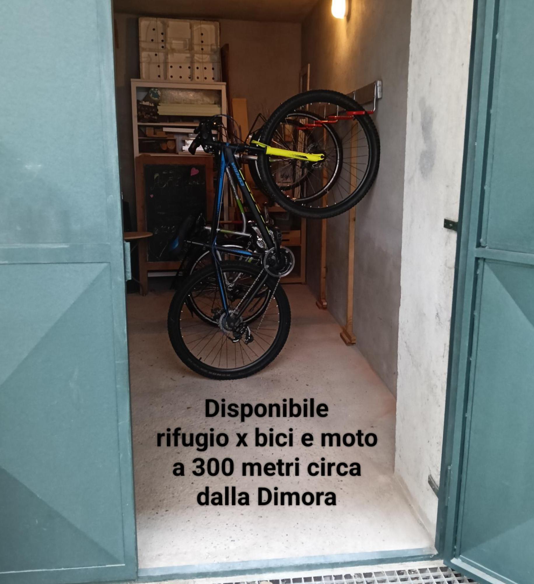 La Dimora Del Borgo Apartment Pinerolo Luaran gambar